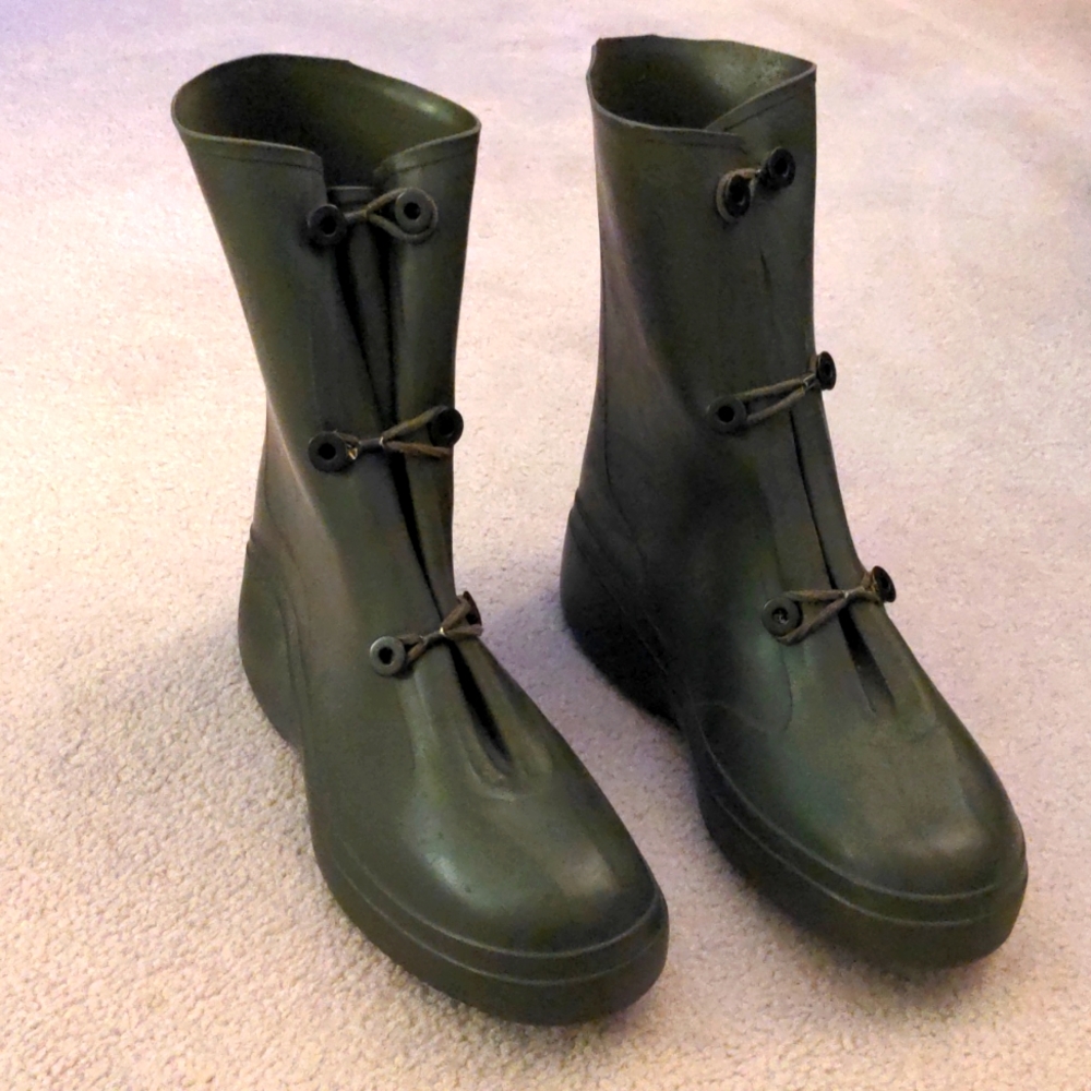 Genuine US Army Issue Rubber Over Boots